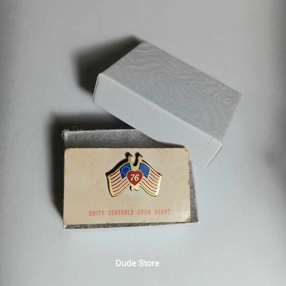 Vintage 1976 Bicentennial "Unity Centered Upon Heart" - Lapel-Tie Pin *Original* - Picture 1 of 3
